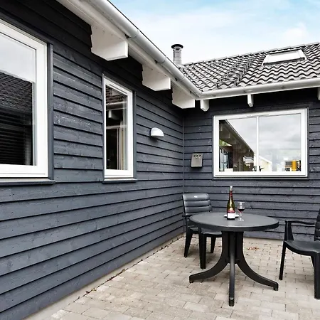 16 Person In Glesborg 度假居 *