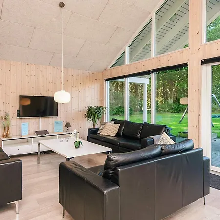 16 Person In Glesborg 度假居 *