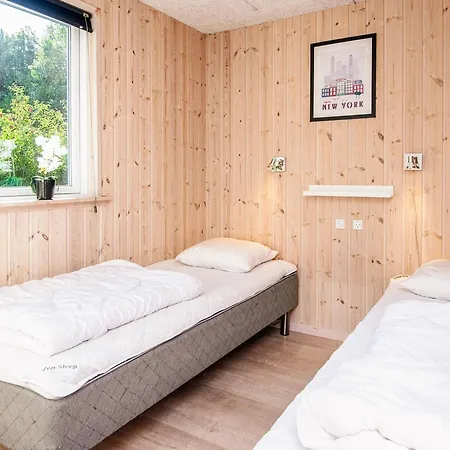 16 Person In Glesborg 度假居 *