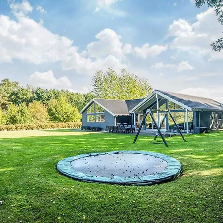 16 Person In Glesborg 度假居 *