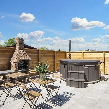 16 Person In Glesborg * Fjellerup Strand