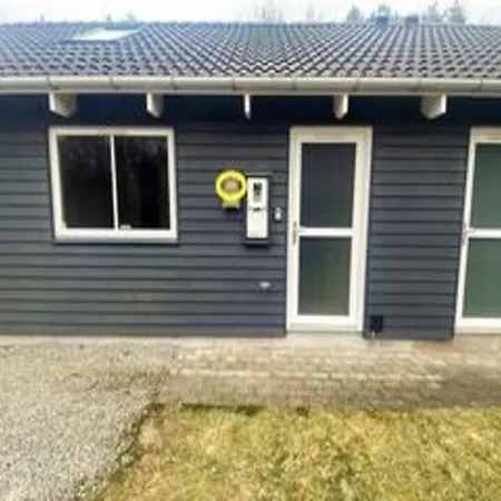 Дом отдыха 5 Star In Glesborg Fjellerup Strand