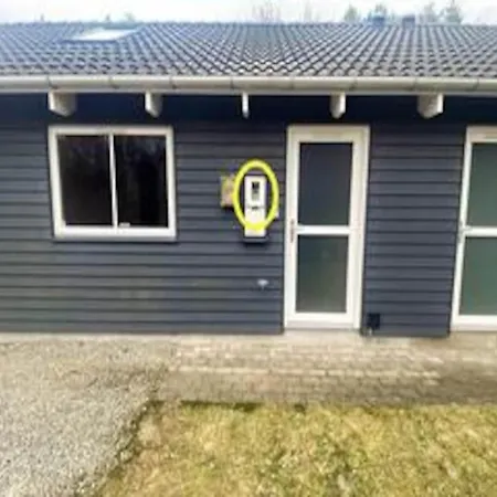 5 Star Holiday Home In Glesborg Holiday home Fjellerup Strand