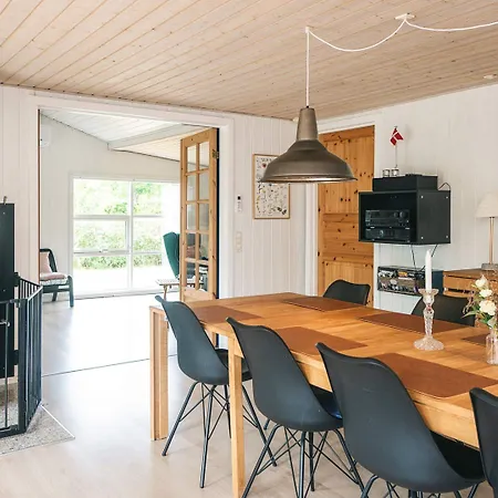 Dom wakacyjny 5 Star In Glesborg Fjellerup Strand